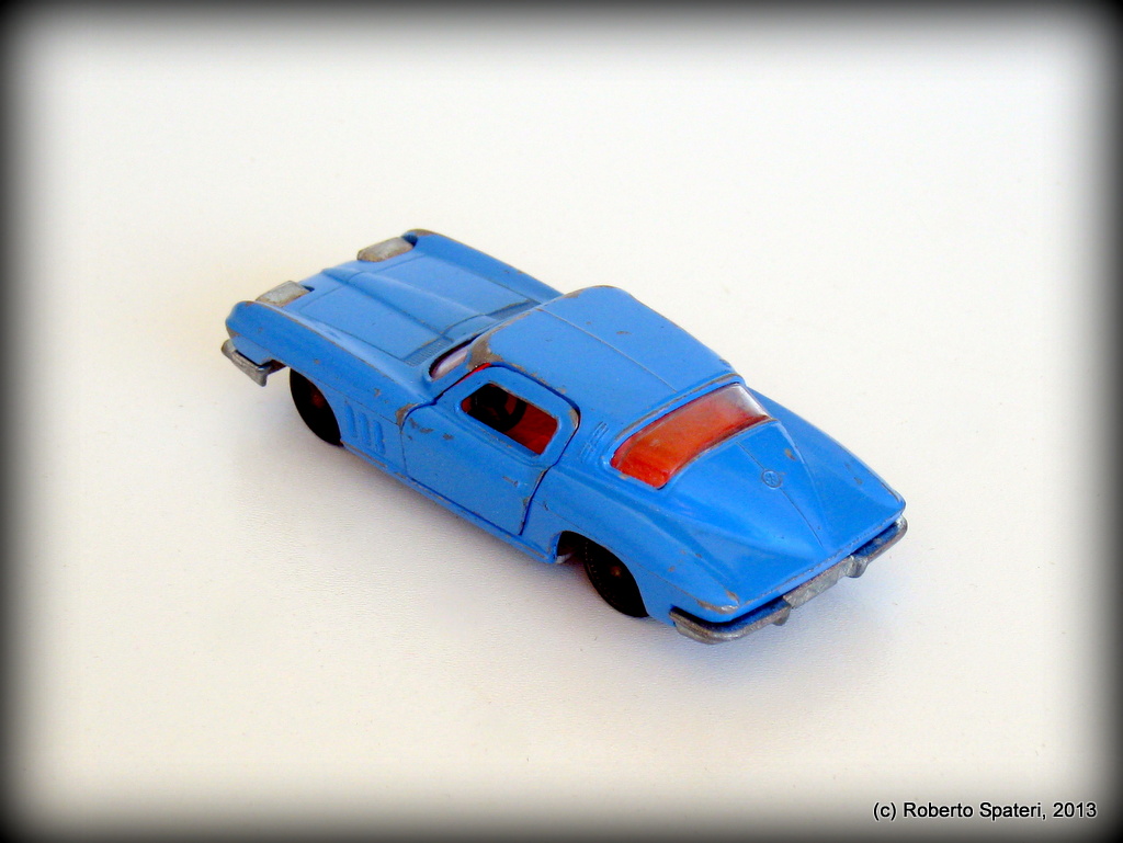 Siku Chevrolet Corvette Sting Ray (n.V282)